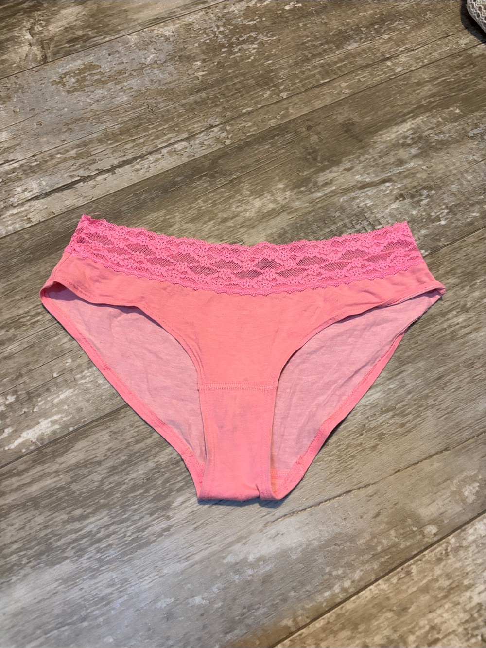 Victoria’s Secret low rise, hip huggers size medium panties